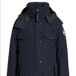 Women’s Canada Goose Navy XL